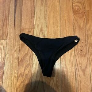 Women’s cheeky high cut bikini bottoms